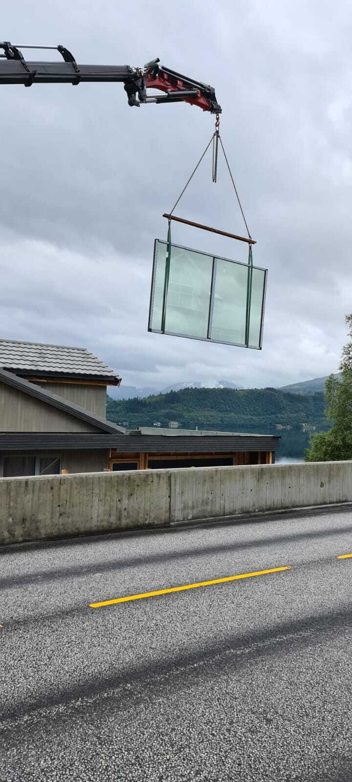 transfer of windows from transport to site